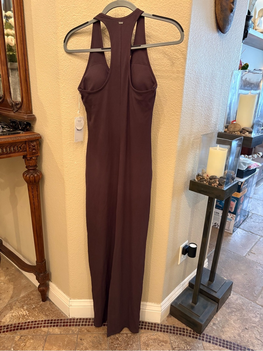 NWT~VUORI Women Brown Pose Scoop Sleeveless Rib Racerback Maxi Dress Size Small - Picture 4 of 9